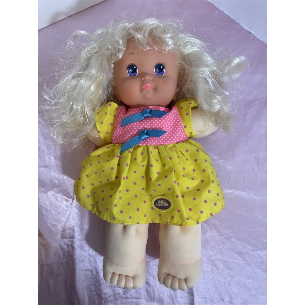 Vintage 1989 Mattel Magic Nursery Doll Original‎ Outfit Plush Body Blonde RARE